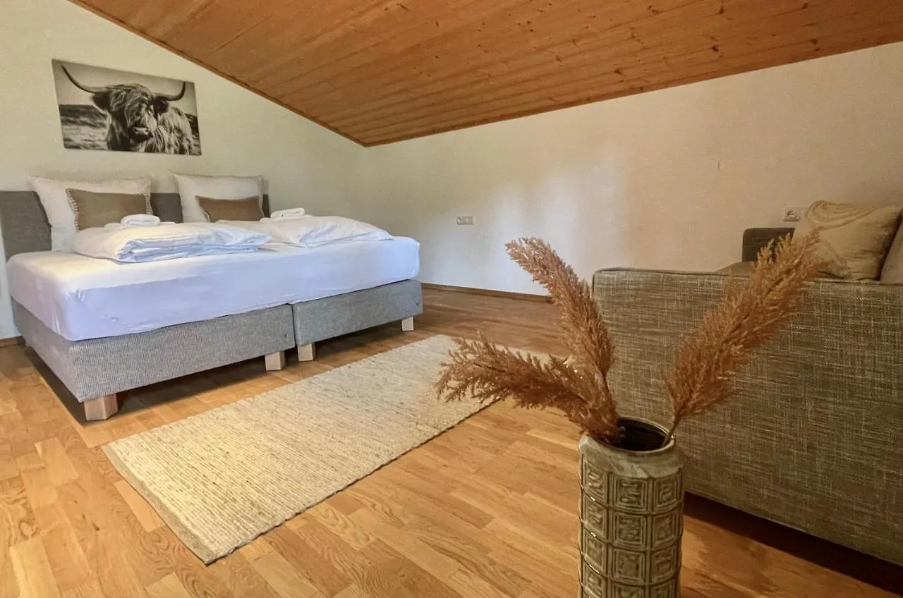 Ferienhaus Weissachdamm Am Tegernsee Rottach-Egern Dom wakacyjny